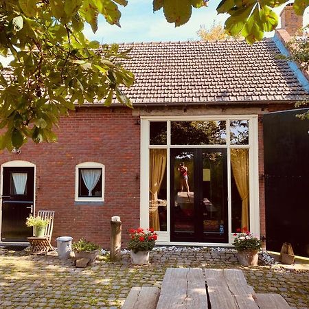 Logeren Op De Thoolse Parel Vakantiehuis Stavenisse Exteriör bild