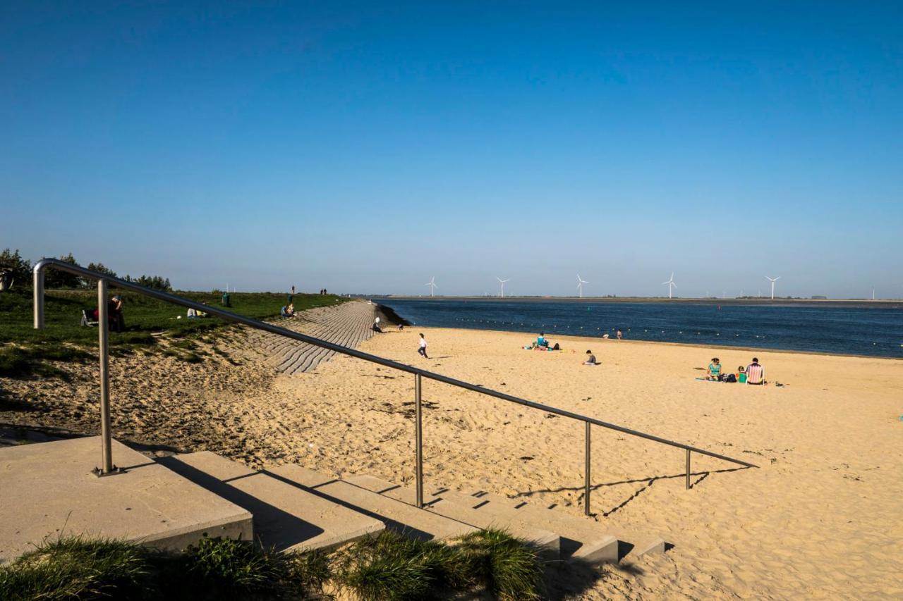 Logeren Op De Thoolse Parel Vakantiehuis Stavenisse Exteriör bild