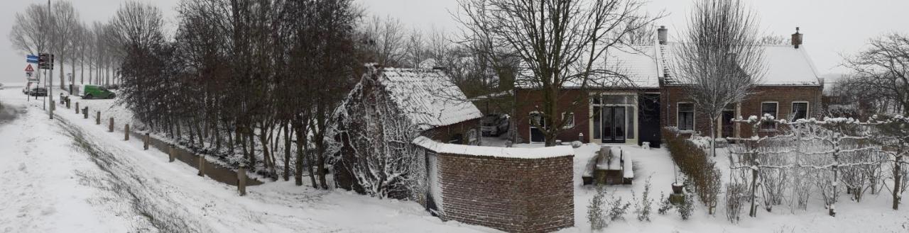 Logeren Op De Thoolse Parel Vakantiehuis Stavenisse Exteriör bild